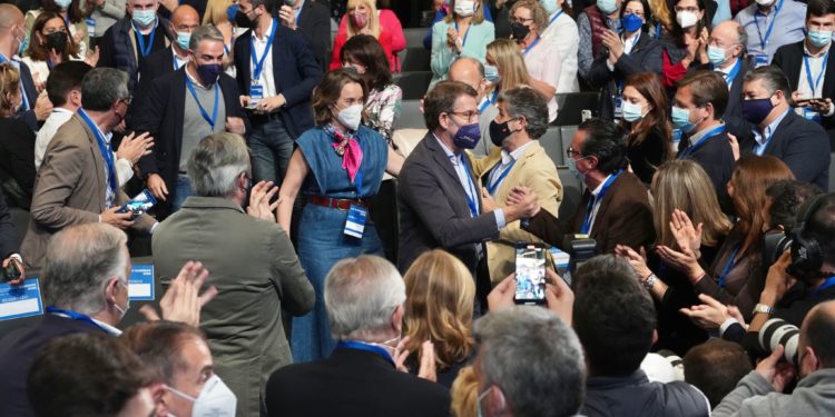 Feijóo reclama unidad al PP y promete que gobernarán si hacen buena oposición