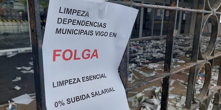 A mellora das condicións laborais pon fin á folga da limpeza nas dependencias municipais de Vigo