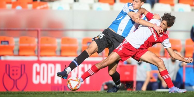 Dos errores condenan al Celta juvenil en el último suspiro