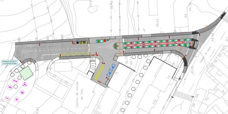Teis cuestiona la rampa mecánica junto al centro de salud y propone un ascensor