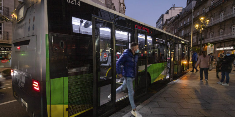 O BNG de Vigo denuncia un “novo recorte” de frecuencias en Vitrasa coa fusión das liñas 8 e 9A