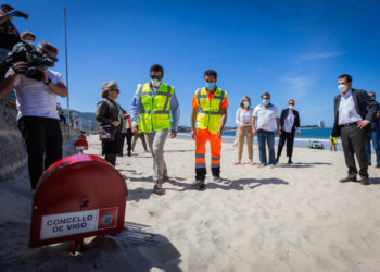 Caballero pide que este verano no se fume en Samil y Rodas