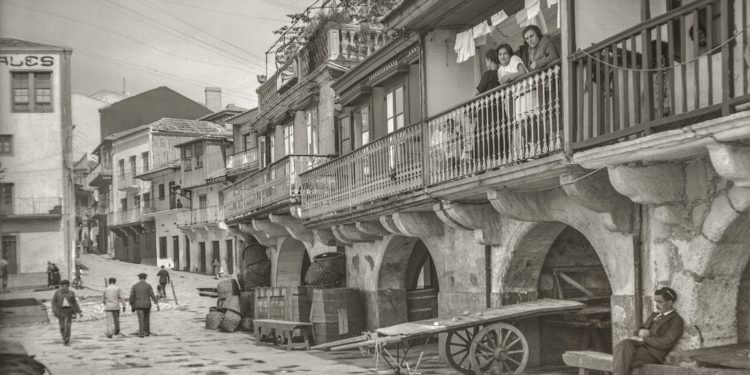 Vigo amosa a beleza e a historia do Camiño Portugués a través dos ollos de 42 fotógrafos de onte e hoxe