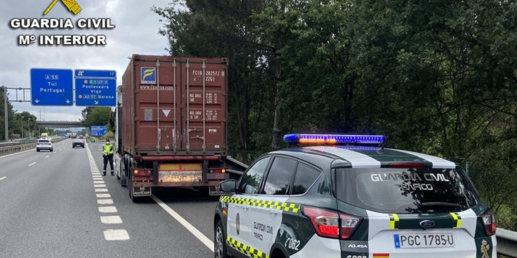 Un camionero de Vigo quintuplica tasa de alcohol permitida tras atropellar a un hombre en la A-55