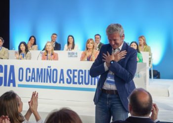 Rueda refuerza la dirección del PPdeG con ocho vicesecretarias pero saca a conselleiros