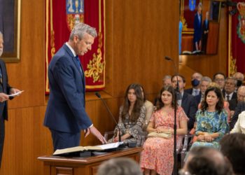 Rueda, sexto presidente de la Xunta: «Me toca ahora subir al puente de mando»