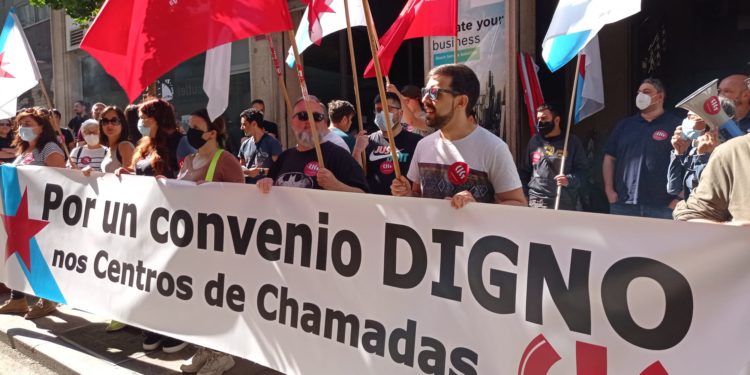 Xornada de folga nos centros de chamadas de Vigo para reclamar un convenio “digno”