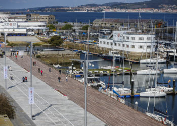 As Avenidas cierra su herida y reabre al público “un espacio renovado en el mejor lugar de Vigo”