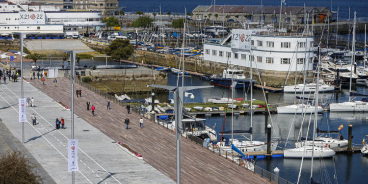 As Avenidas cierra su herida y reabre al público “un espacio renovado en el mejor lugar de Vigo”