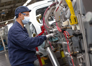 Stellantis Vigo “degrada” parte de su producción para “minimizar” los días de parada