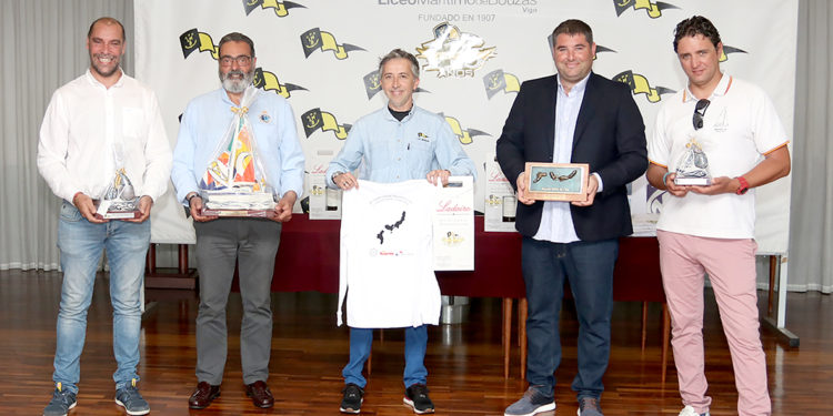 La clásica Volta ás Cíes, en memoria de Carballo Alvite