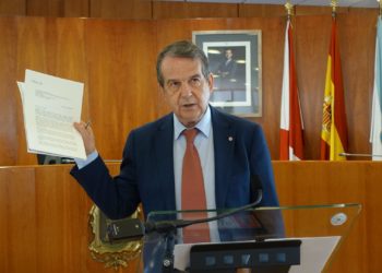 Caballero envía una carta a la Xunta para reunirse y cerrar el concierto de Muse en Balaídos