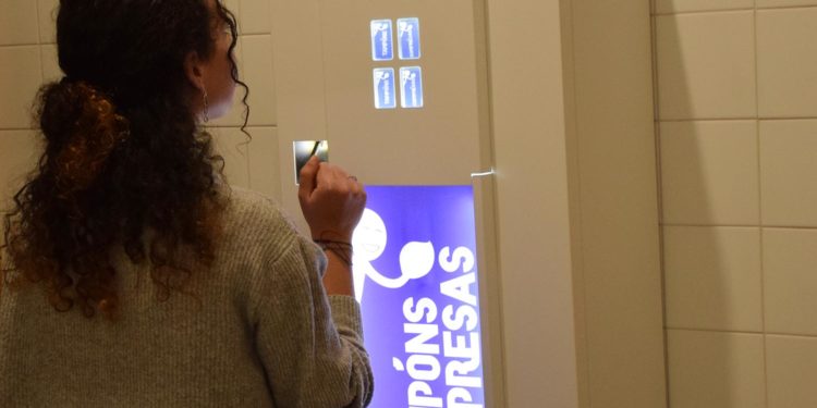 A UVigo xa é a primeira universidade de España con produtos de xestión menstrual de balde