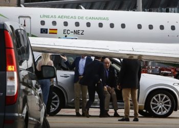 Juan Carlos I regresa a España: el rey emérito aterriza en Vigo 655 días después de su marcha