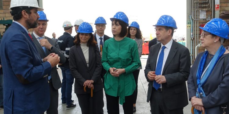 Vigo será la sede de una mesa permanente de la ciencia y la pesca de España