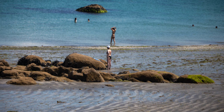 Vigo registra la temperatura máxima del año y el interior del área metropolitana se cuece a 36ºC