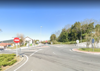 Evacuado a Povisa un hombre que fue hallado inconsciente al lado de un patinete en Nigrán