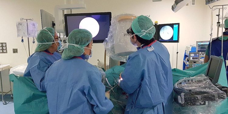 La lista de espera para operarse en Vigo vuelve a subir, hasta los dos meses y medio