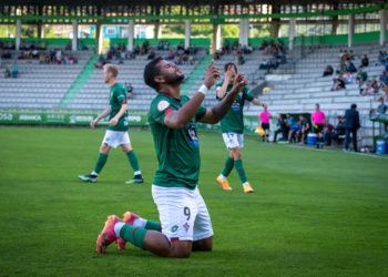 Ferrol rompe su acuerdo para la fase de ascenso por jugar el Racing en Vigo