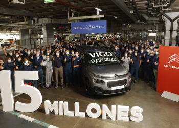 Un Citroën Berlingo con destino Valencia, vehículo 15 millones fabricado en Stellantis Vigo