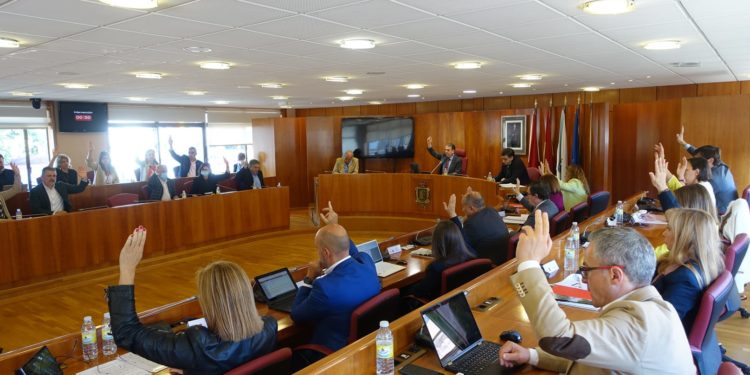 Unanimidad política en Vigo para apoyar las demandas de las familias del ‘Villa de Pitanxo’