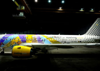 El avión de Eurovisión aterriza en Vigo durante las semifinales y en la víspera de la final