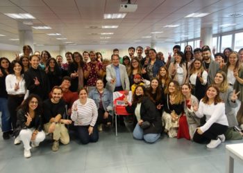 El Concello moviliza casi 30 vuelos al Reino Unido e Irlanda para el alumnado del ‘Vigo en inglés’