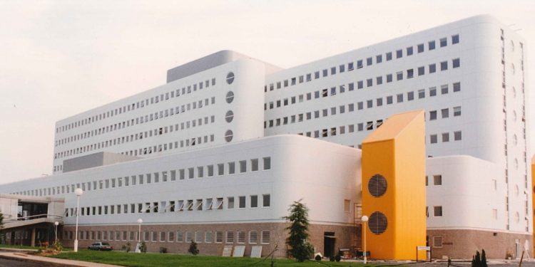 El Hospital do Meixoeiro realiza PCR de viruela del mono desde la semana pasada. / Foto: Sergas