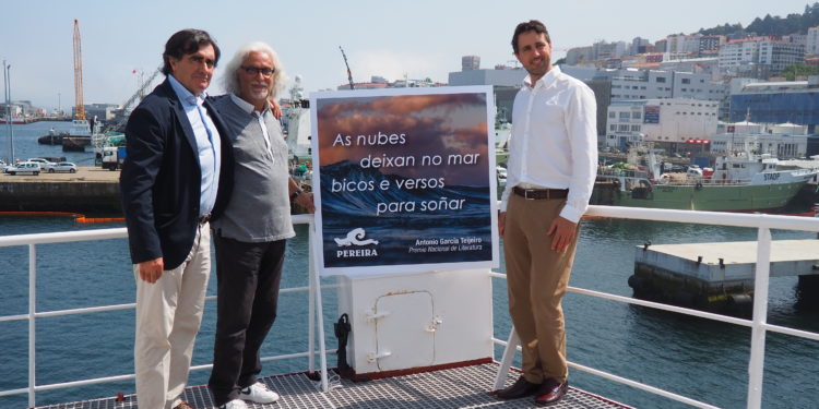 “As nubes deixan no mar bicos e versos para soñar”: os versos de García Teijeiro inspiran en Beiramar