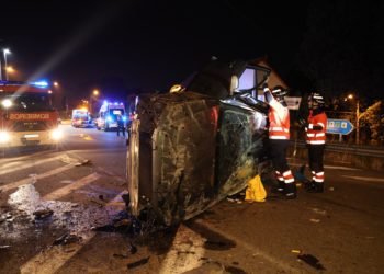Herido grave un conductor en Vigo tras sufrir un accidente cerca del aeropuerto