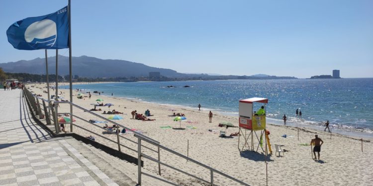 Las playas de Vigo tendrán socorristas y policía desde este miércoles y durante tres meses