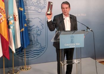 Caballero celebra otra Escoba de Platino pero avisa a los dueños de los perros: “Hay que cooperar”