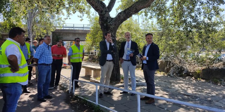 El Puerto de Vigo inicia las obras de mejora del paseo que rodea la terminal de coches de Bouzas