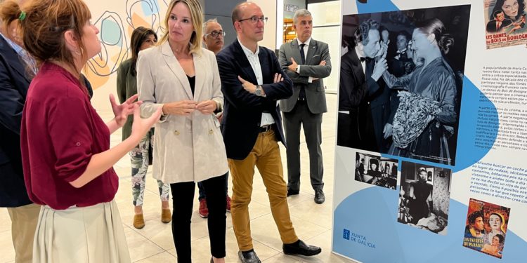 Vialia Vigo inaugura la exposición de calle que celebra el centenario de María Casares