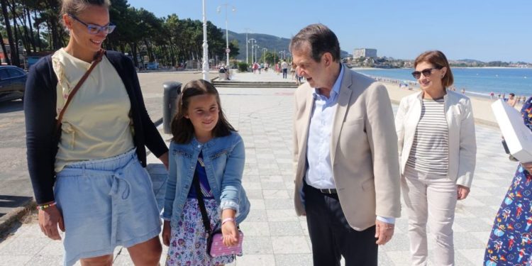 Vigo repartirá miles de pulseras para no perder a los niños en las playas