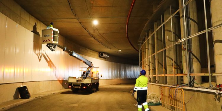 Las obras de los accesos de la AP-9, que provocarán nuevos cortes de tráfico, tampoco acabarán en verano
