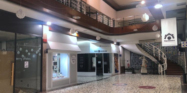 Esplendor y decadencia de las galerías viguesas