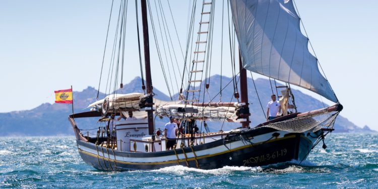 Goletas, un pailebote y una carabela: así es la flota Iacobus Maris… y las dos joyas viguesas
