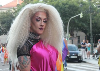 Orgullo LGTBI+ 2022: Miles de personas combaten el odio con el amor por bandera en Vigo