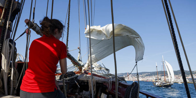 La ruta Iacobus Maris convierte la ría de Vigo en un espectáculo de velas