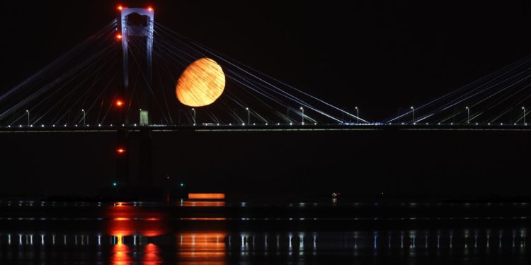 Rande brilla a tres días de la Luna de Ciervo: no te pierdas el espectáculo bajo la bóveda celeste