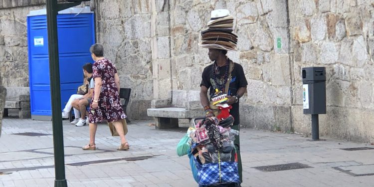 Para proteger la cabeza