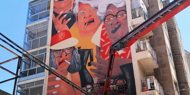 Vigo suma un nuevo mural, el primero del programa de 2022, en la salida de la ciudad