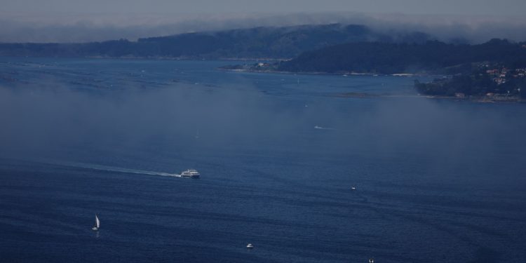 La niebla enfría (temporalmente) las Rías Baixas: la ola de calor en Vigo se mantiene hasta el viernes