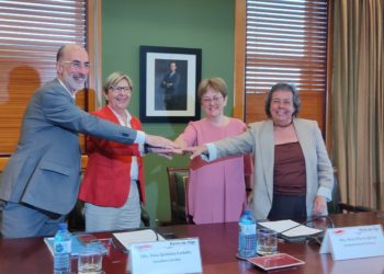 España ofrece su apoyo a la FAO para que Vigo acoja la oficina de la Red Global de Puertos Azules