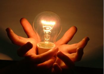 A Guarda ofrece asesoramiento personalizado a hogares y empresas para ahorrar en la factura de la luz