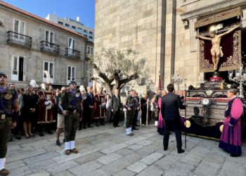 Devoción por el Cristo de la Victoria en Vigo: estreno de Porta do Sol y encuentro Caballero-Rueda