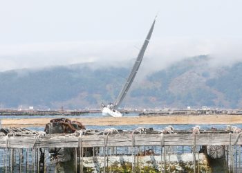 El «Arroutado» da primero en la Regata Rías Baixas