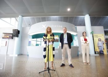 A Deputación reforzará a promoción turística no aeroporto de Vigo