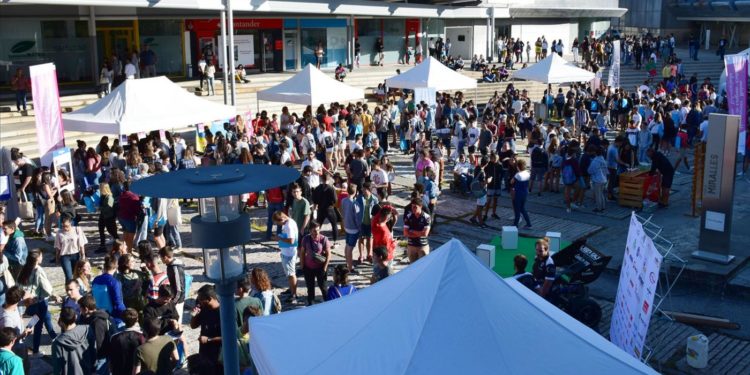 Música, ciencia, cultura, deporte e moita información nas xornadas de benvida ao alumnado da Uvigo